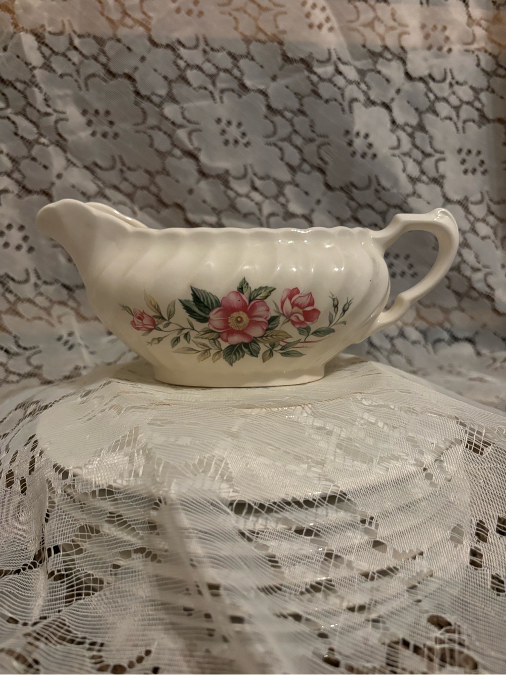 Cream Floral Ceramic Gravy Boat with Pink Rose Pattern